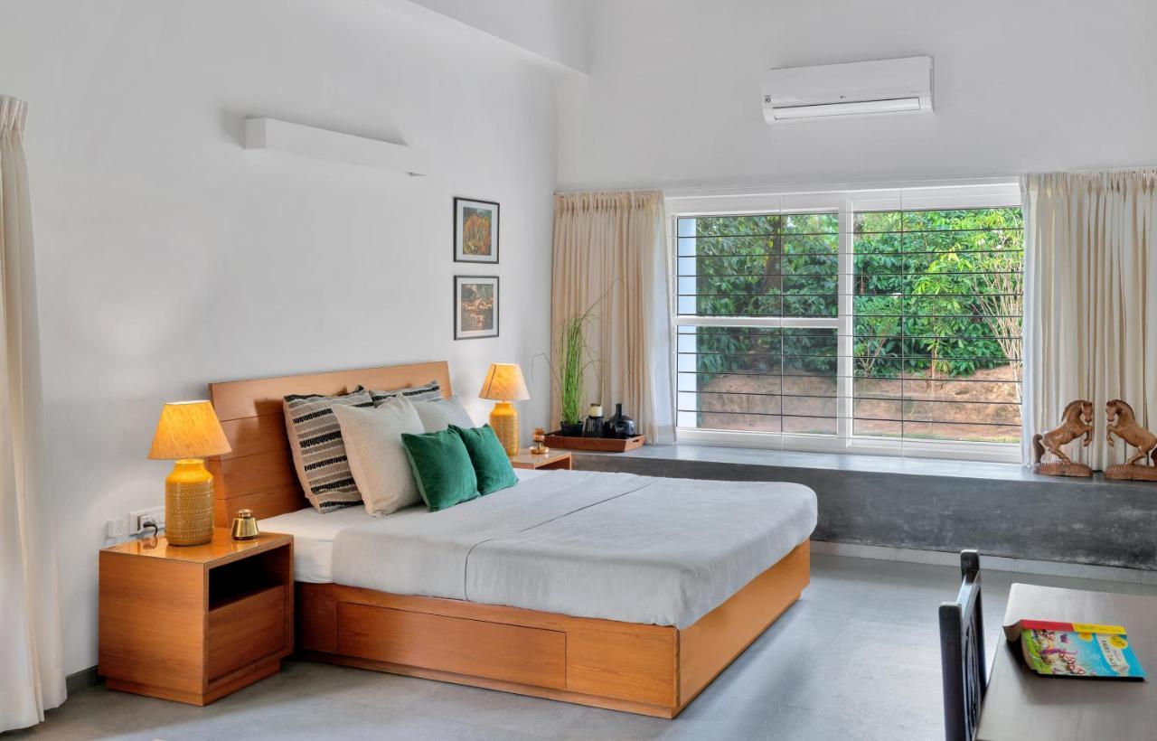 Saffronstays Cafella- A 3-Bdr Elliptical-Roof Villa In Chikmagalur Mudigere Kültér fotó